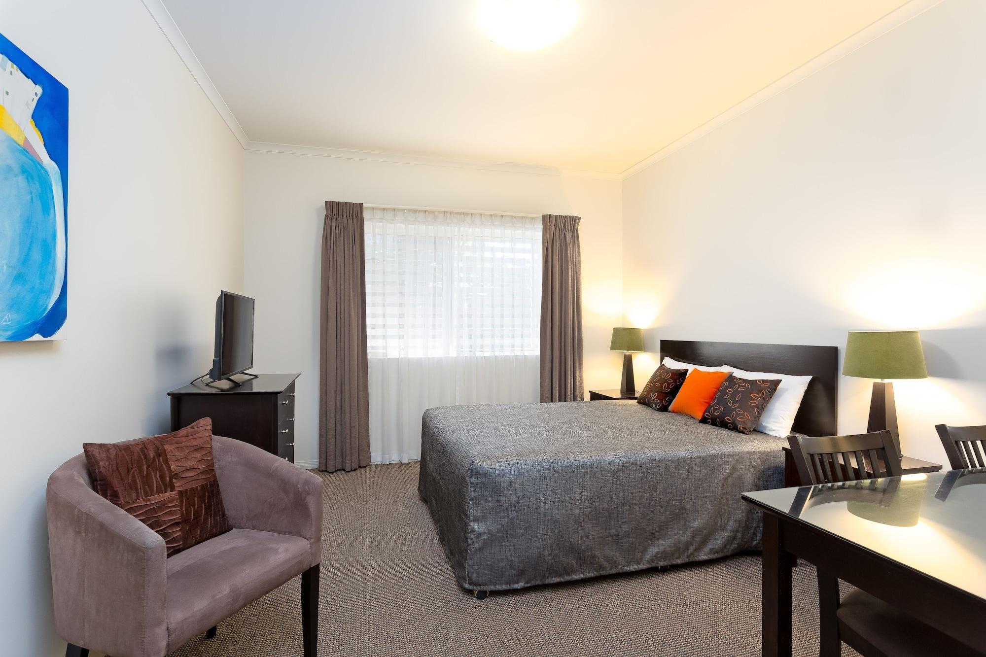 Redcliffe Motor Inn Экстерьер фото