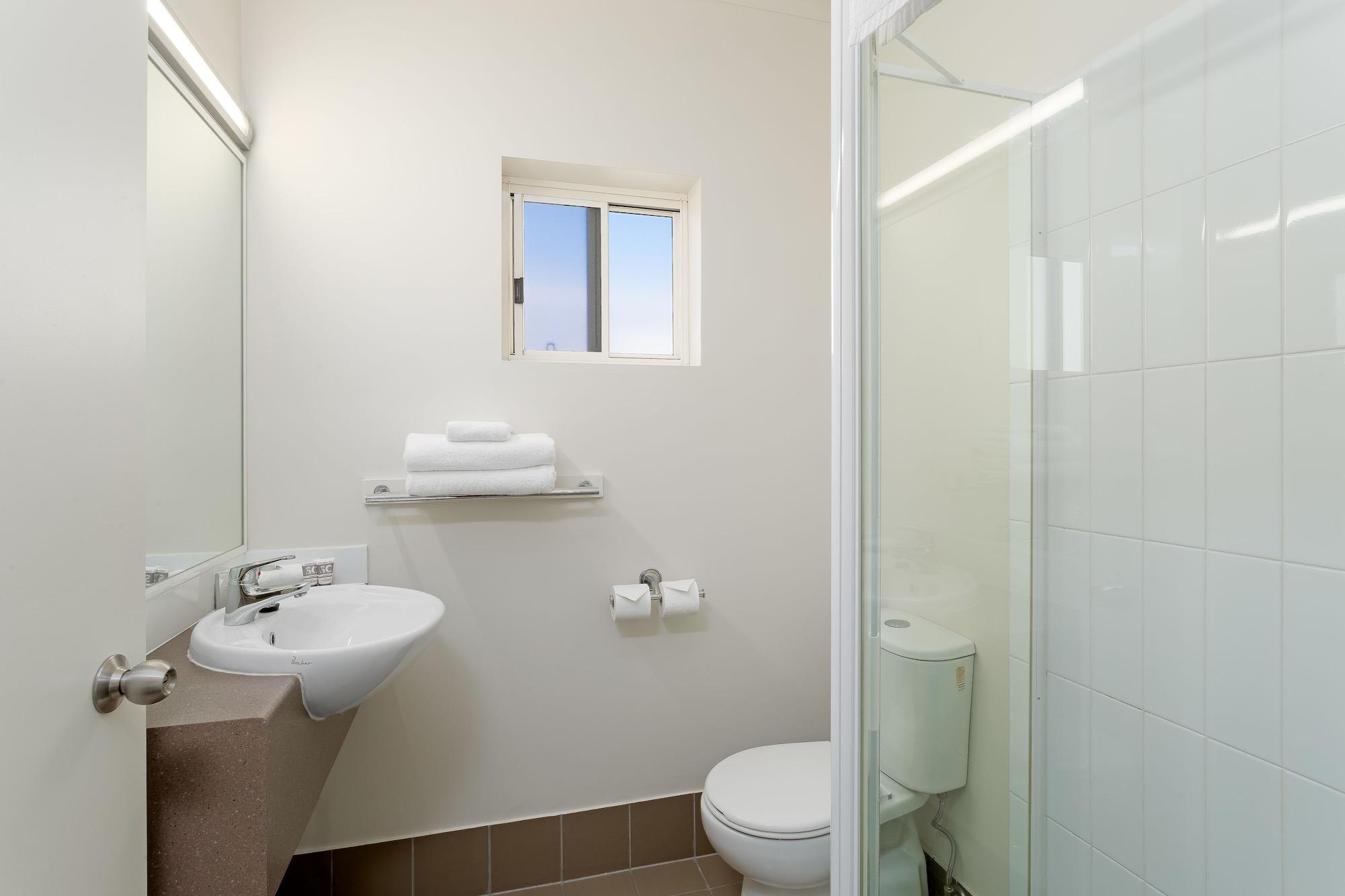 Redcliffe Motor Inn Экстерьер фото