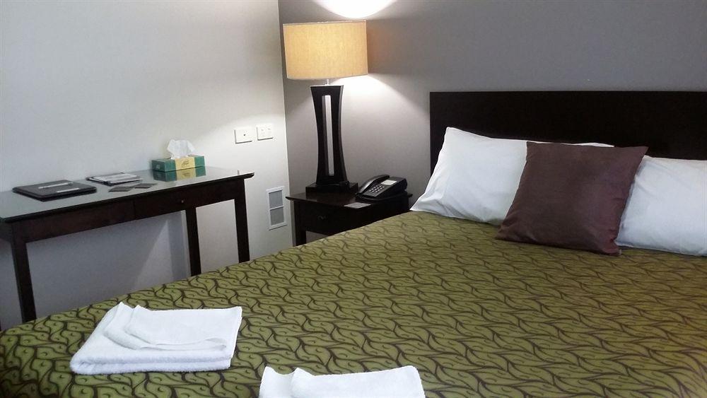 Redcliffe Motor Inn Экстерьер фото