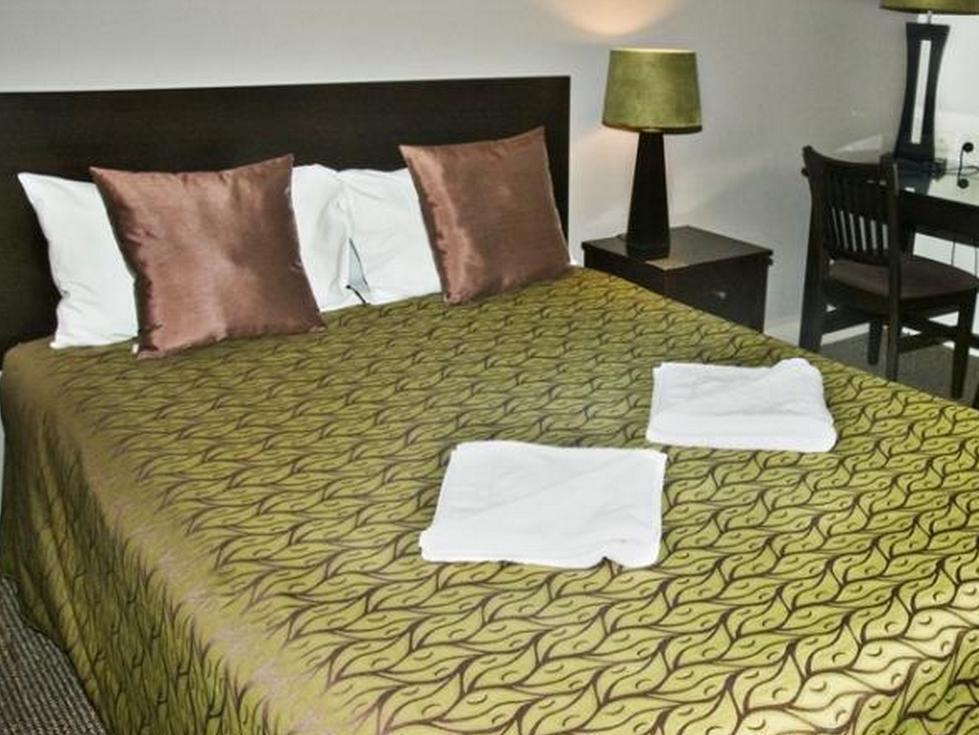 Redcliffe Motor Inn Экстерьер фото