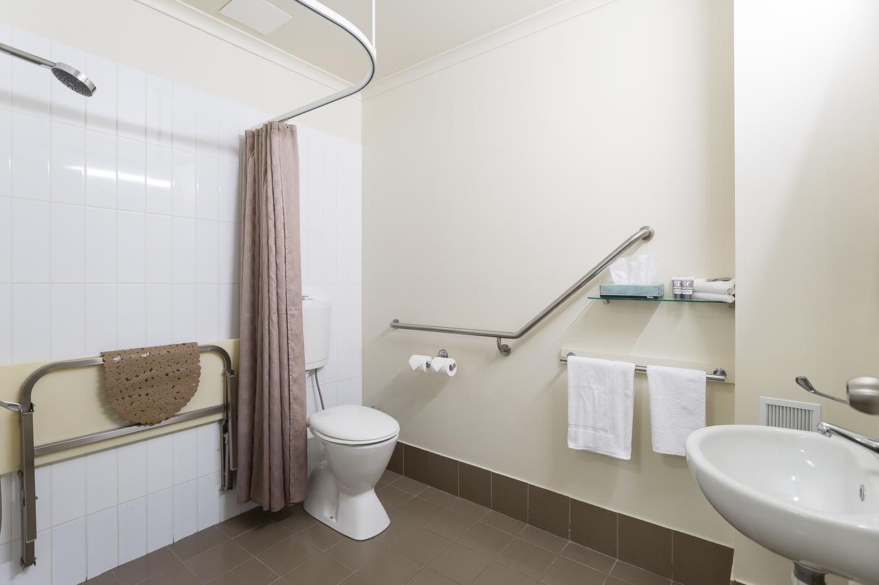 Redcliffe Motor Inn Экстерьер фото