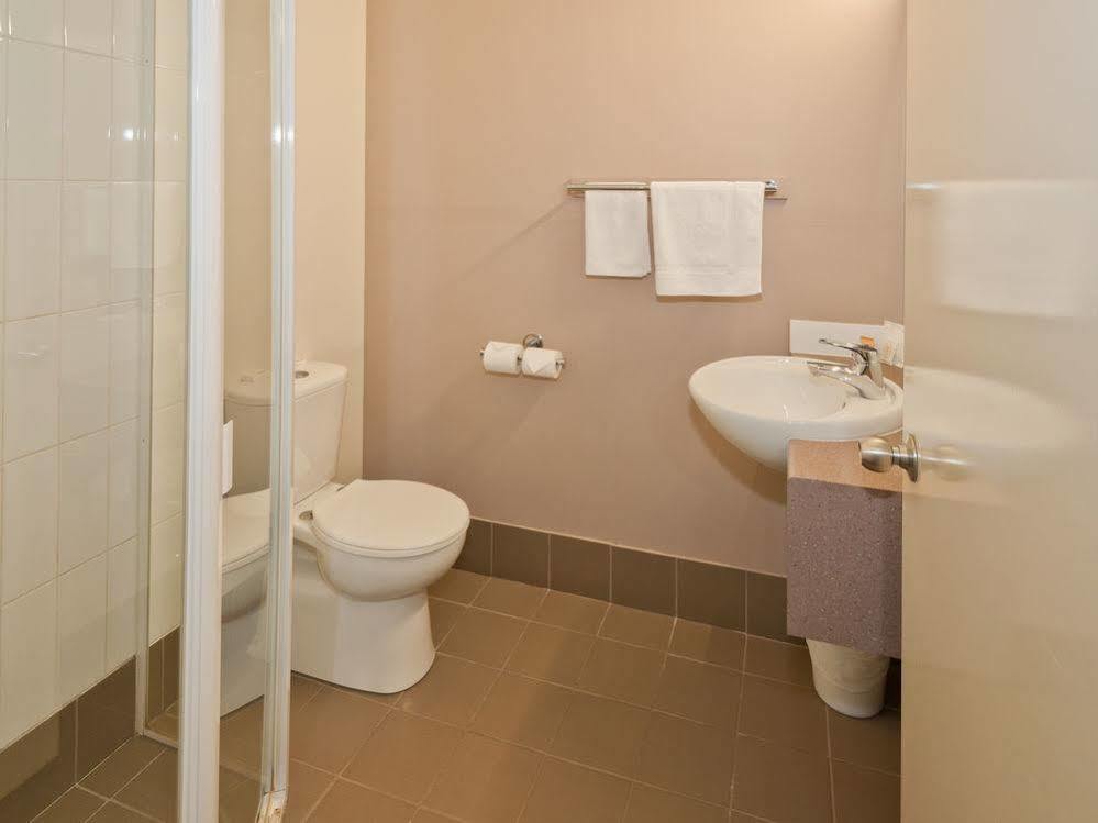 Redcliffe Motor Inn Экстерьер фото